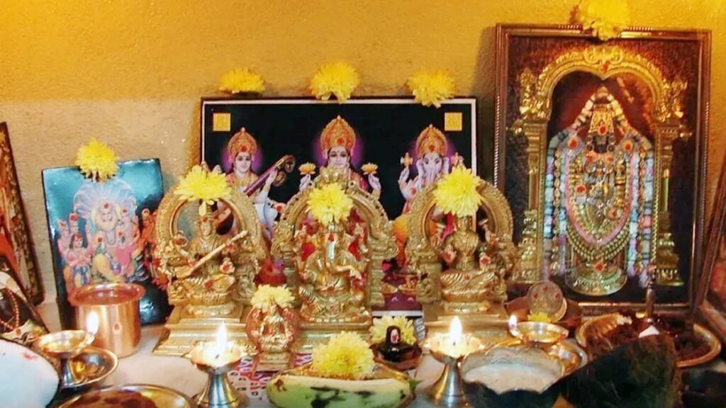 मंदिर में पूजा कैसे करें?