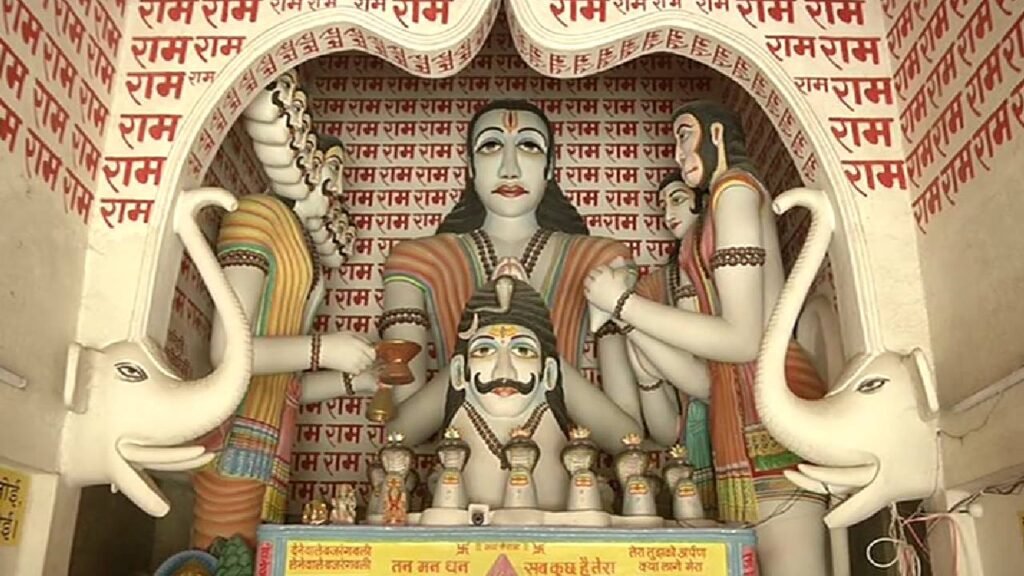 भारत का अनोखा हनुमान मंदिर, 108 बार श्रीराम लिखने से ही मिलता है प्रवेश !