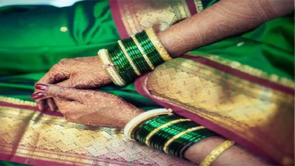 हरियाली तीज पर महिलाएँ हरे रंग की चूड़ियाँ क्यों पहनती है? हरियाली तीज पर महिलाएँ हरे रंग की चूड़ियाँ क्यों पहनती है?