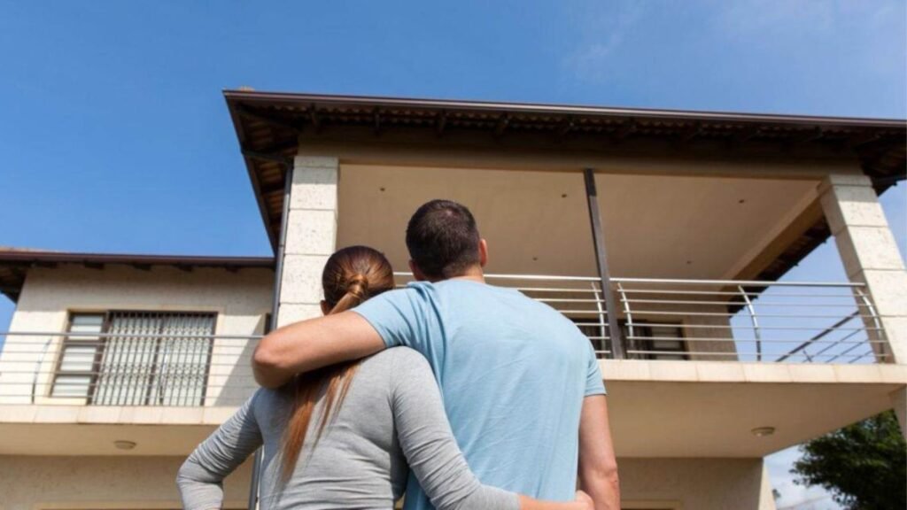 नया प्लॉट खरीदते समय खास ख्याल रखें इन बातों का, घर में बढ़ेगी सुख-शांति!