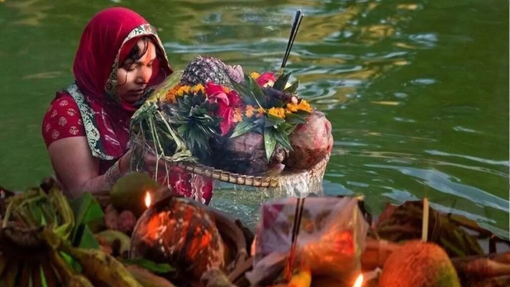 Chhath Puja 2023: सूर्य के समान ठेकुएं के बिना अधूरी है छठ पूजा!